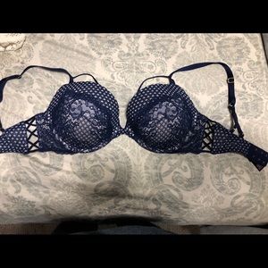 Victoria’s Secret Very Sexy Push Up 34DD